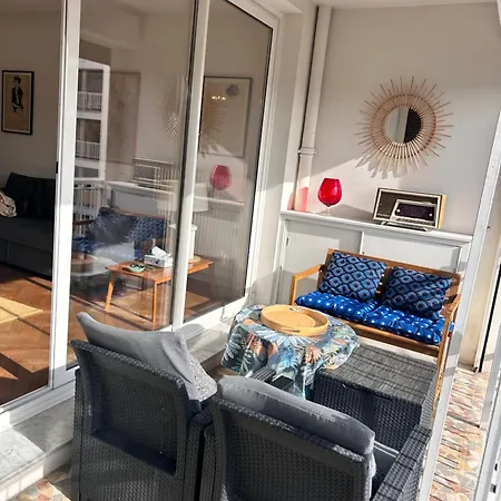 アパート Sur 2 Pieces Cosy Avec Grande Terrasse Vue Degagee Collines, Place De Parking カーニュ・シュル・メール